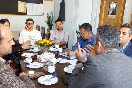 جلسه هم اندیشی در اتاق اصناف شهرستان فیروزکوه